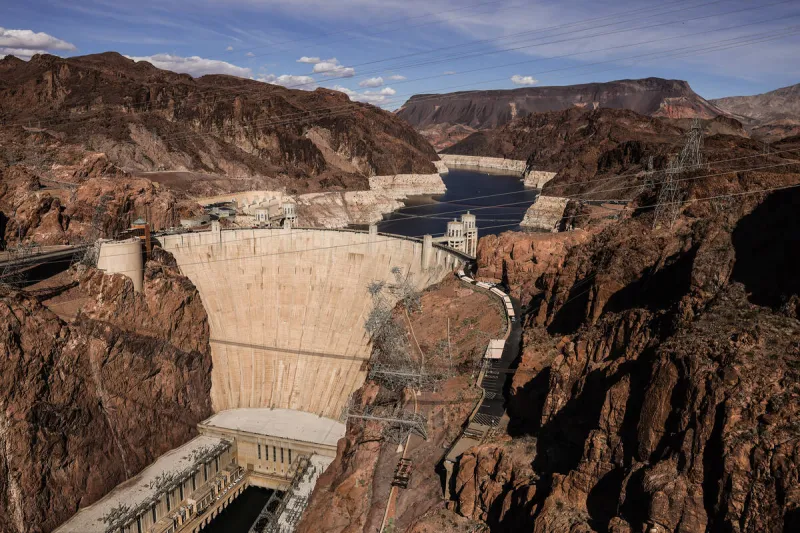 Feds to replace 3 turbines at Hoover Dam with newly released funds