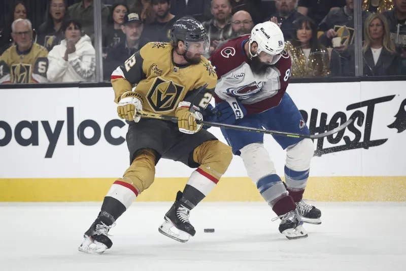 LIVE BLOG: Golden Knights rally from 3-goal hole, beat Avalanche in Game 3