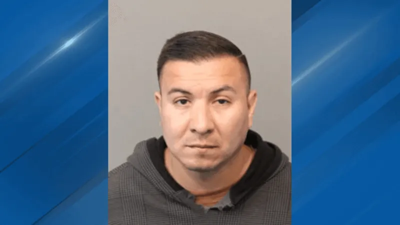 Washoe County man pleads guilty to luring after explicit messages to undercover account