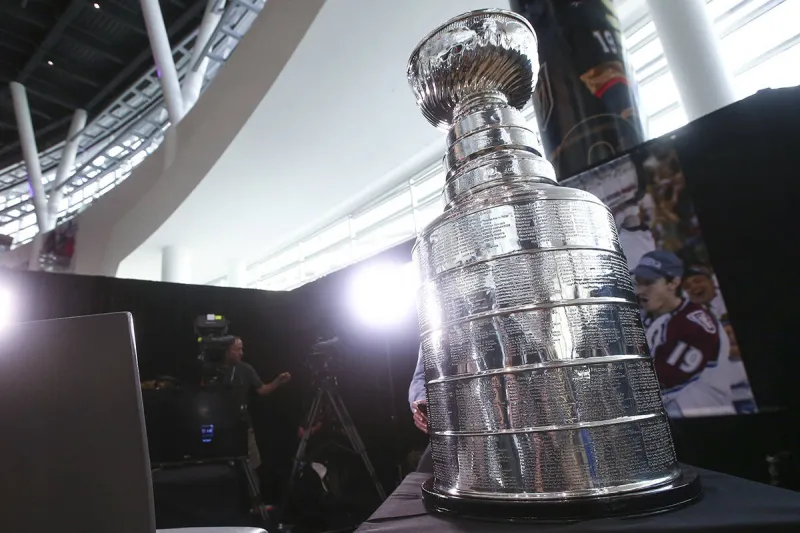 Mayors place bet that hinges on Stanley Cup championship