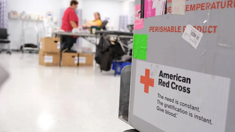Gift cards offered to encourage summer blood donations