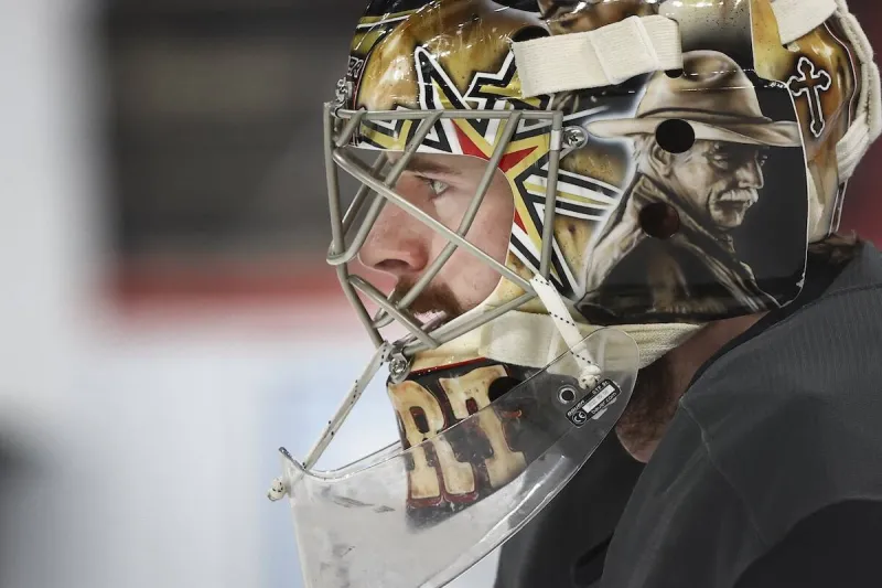 No, Golden Knights' Hart isn't wearing helmet with photos of controversial celebrities