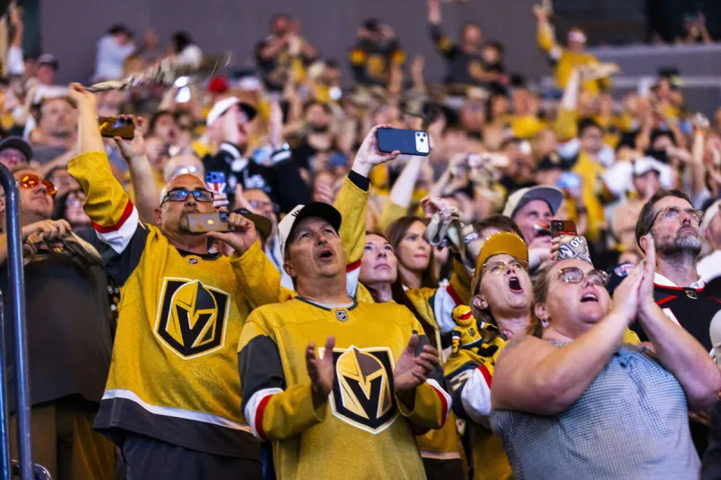 'Bucket list': Golden Knights fans savor 'electric' feel at Stanley Cup Final