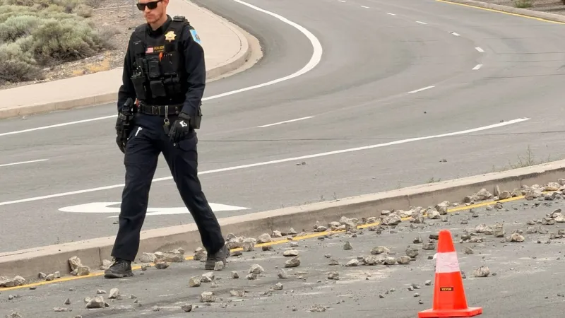 Rock spill slows traffic on northbound Vista Boulevard