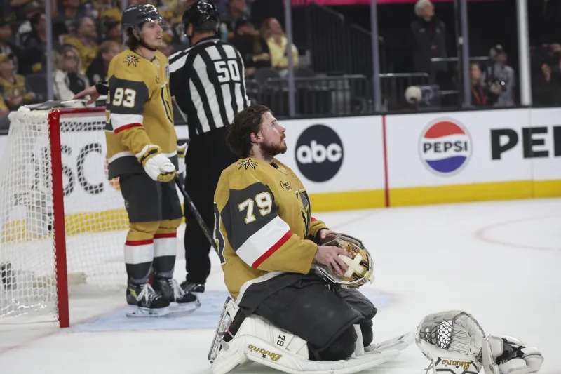 Golden Knights' rally stalls in 3rd period of Game 4 as Hurricanes tie series
