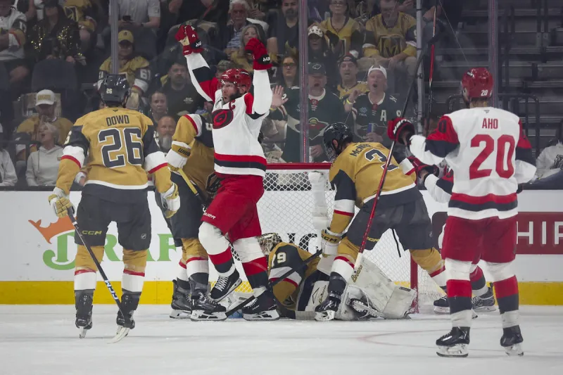 Golden Knights giving up goals in bunches to Hurricanes