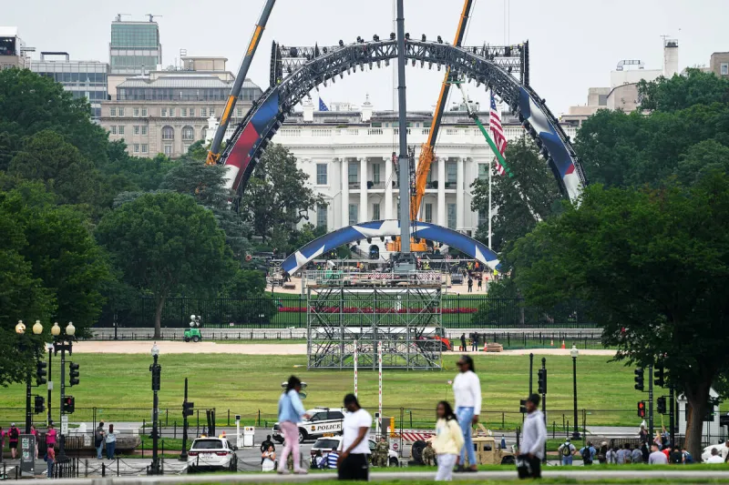 What is the biggest concern for fighters competing outside at UFC White House card?