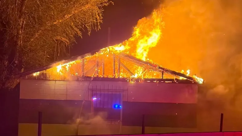 Crews knock down early morning fire in Wadsworth