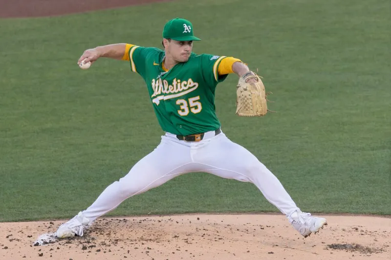A's snap four-game losing streak, beat Dodgers 7-1