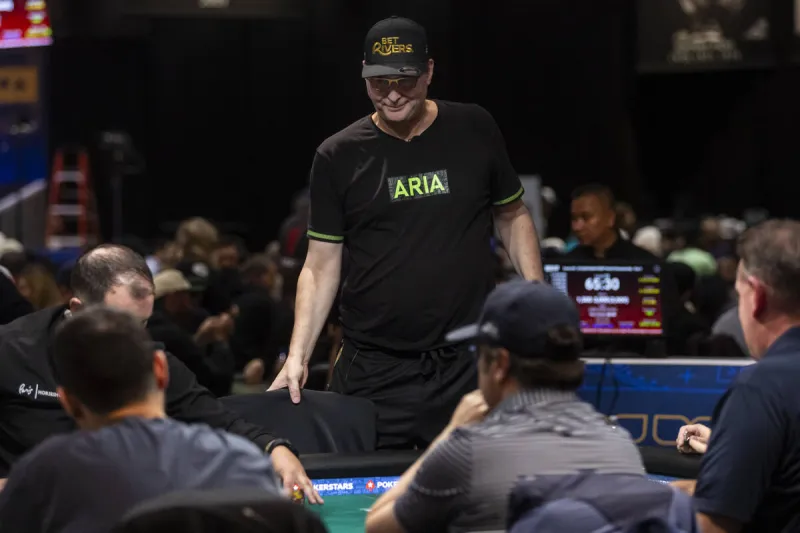 'Poker Brat' eliminated from WSOP Main Event, starts social media war with rival