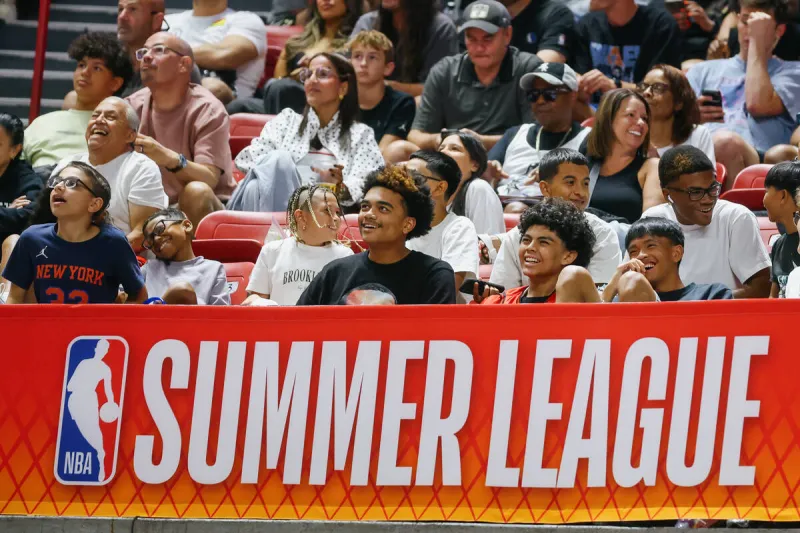 NBA Summer League Day 1: Scores, stars of the day, faces in the crowd
