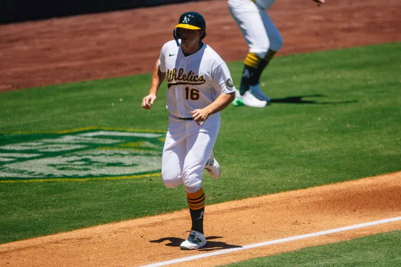 Athletics All-Star Kurtz placed on injured list with thumb sprain