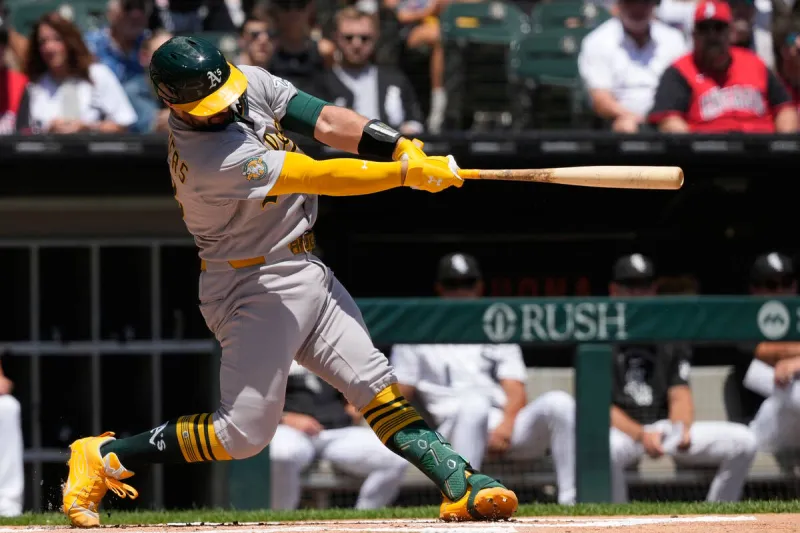 Montgomery has career-high 4 RBIs in 9-1 win, White Sox extend A's losing streak to 9
