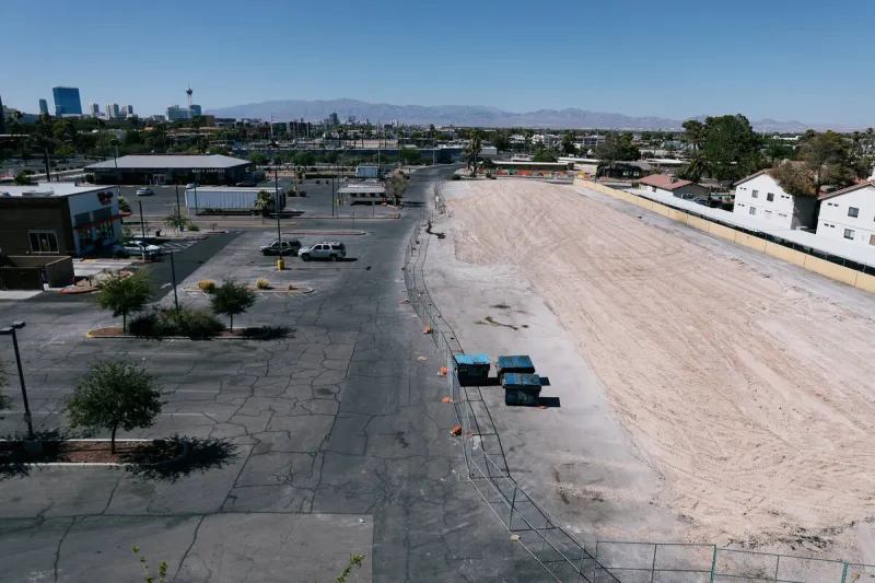 Fire-damaged section of shopping center near UNLV is torn down