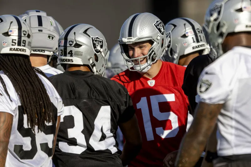 Fernando Mendoza focused on the next rep amid 'following role' with Raiders
