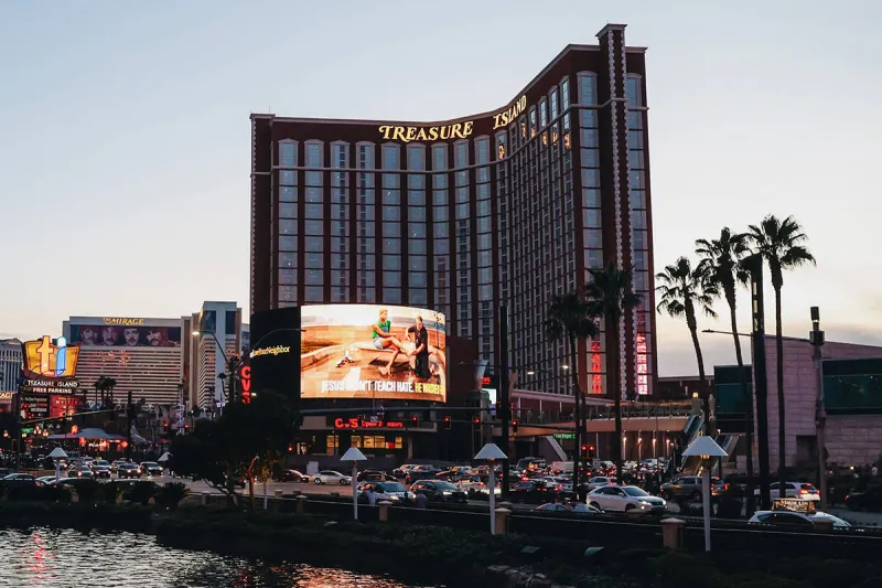 Inside Gaming: Strip casino offers $200 in free slot play