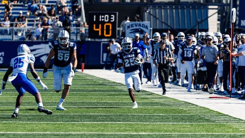 Ky Woods named to Allstate Wuerffel Trophy Watch List