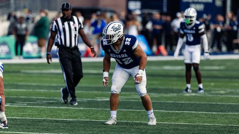 Dylan LaBarbera named to Lombardi Award Preseason Watch List