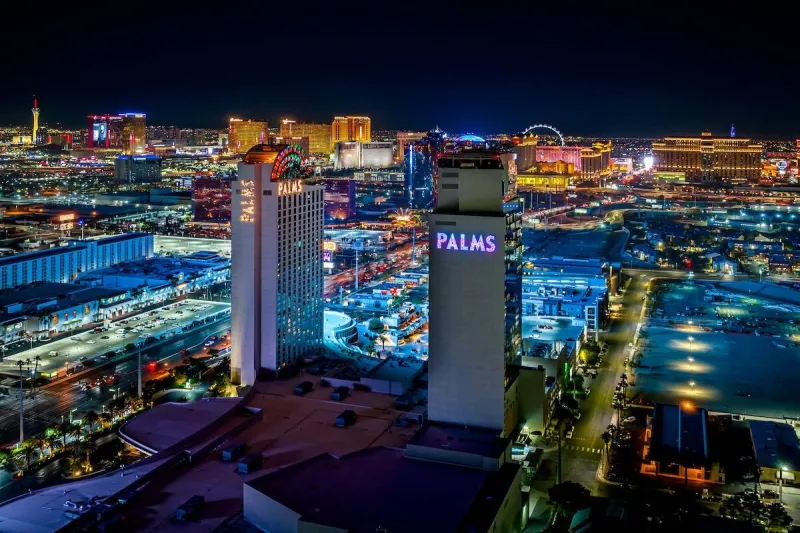 Off-Strip resort to debut enclosed non-smoking casino space