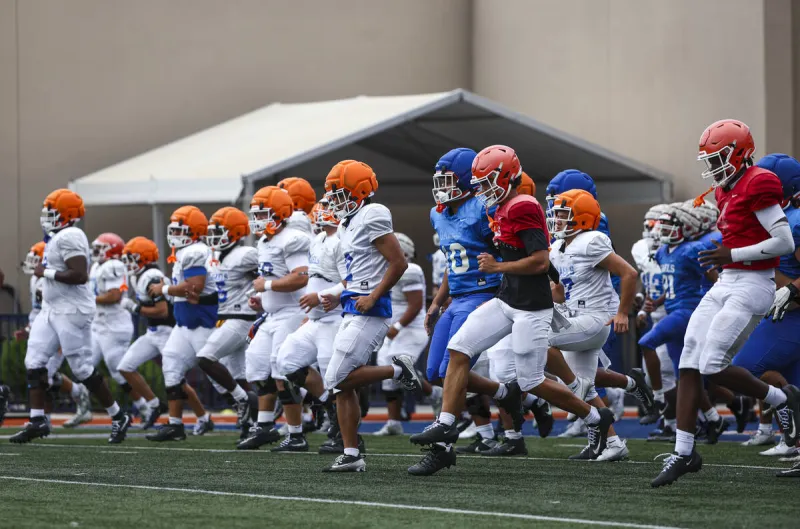 Nevada Preps recruiting tracker: 4-star Gorman DE reveals top 5 list