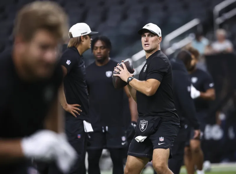 Raiders starting offense opens preseason with Kirk Cousins TD pass