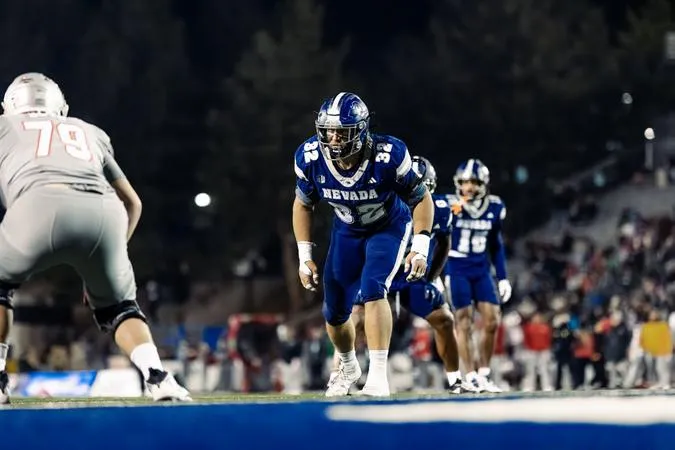 Dylan LaBarbera named to Chuck Bednarik Award Watch List