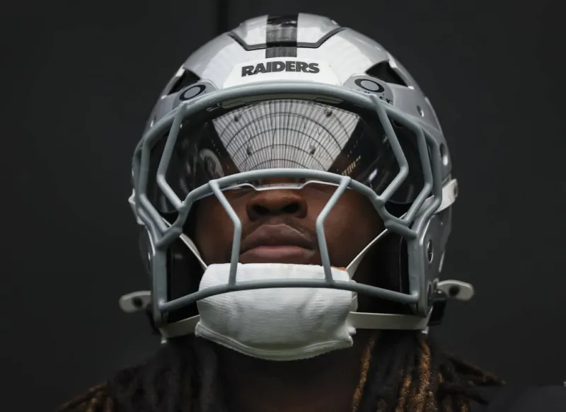 Raiders coach Klint Kubiak on Ashton Jeanty avoiding serious injury: 'Power of prayer'