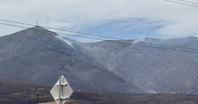 Hawk Fire nears full containment