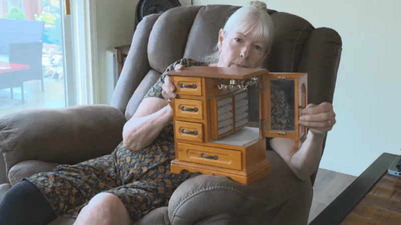 Red Rock evacuees return Tuesday after Hawk Fire to find signs of burglary at home