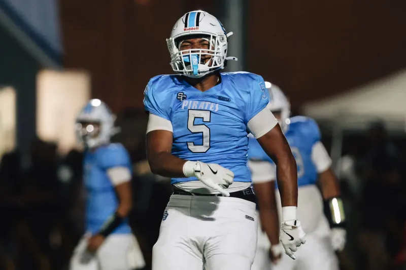 Senior running back carries Sloan Canyon past California school