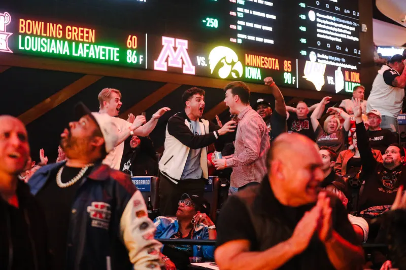 Sports betting: Average Joe contest offers different type of pick 'em contest