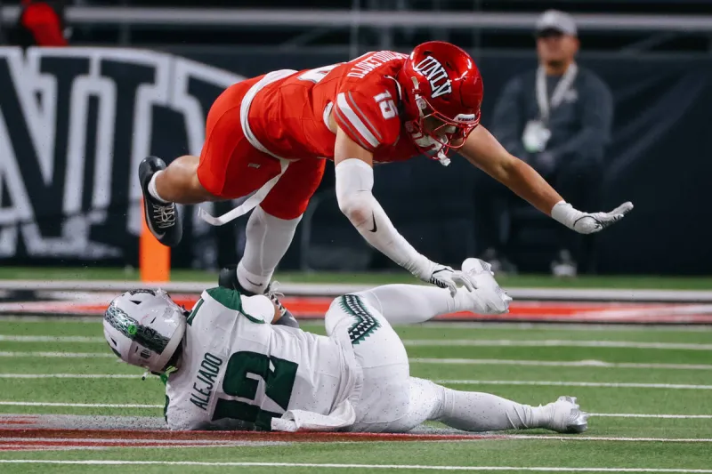 UNLV's 'Flyin Hawaiians' return home with business on their minds