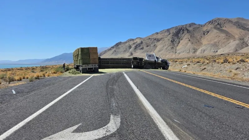 Semi-truck rollover crash blocks highway connecting Las Vegas, Reno