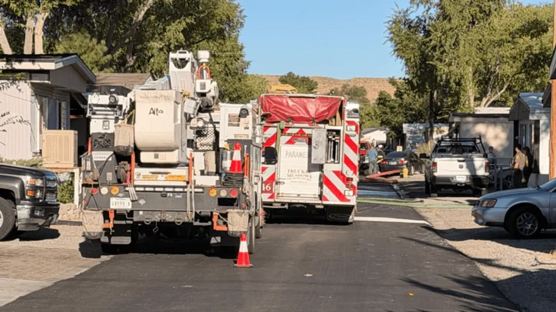 Cause under investigation after Sun Valley mobile home blaze displaces residents