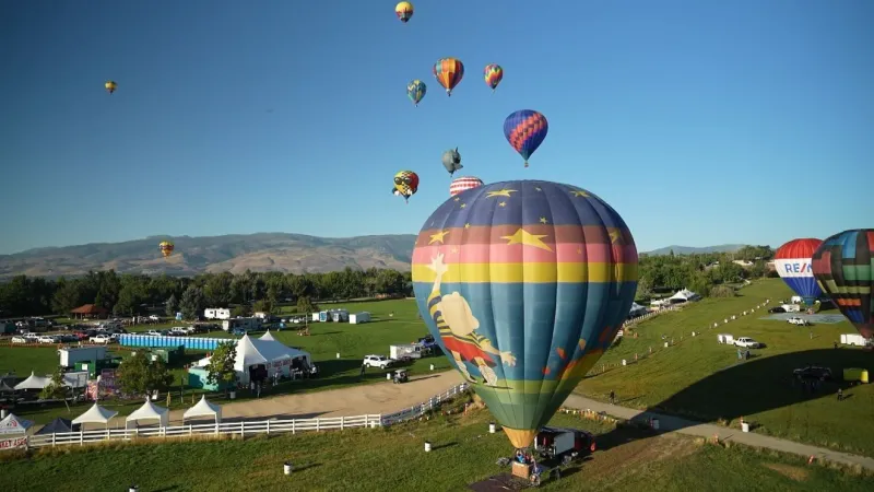 VOTE: Would you ever ride in a hot-air balloon?