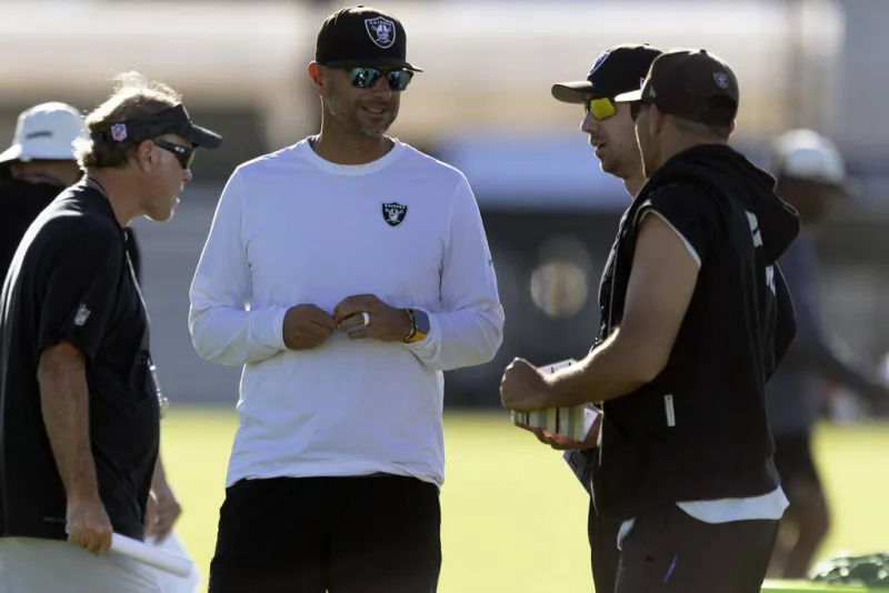 Graney: Raiders want to win now while eyeing future success