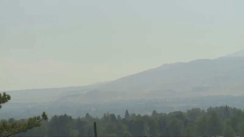 Smoke from Bay Area fires to linger in Reno area until evening, NWS says
