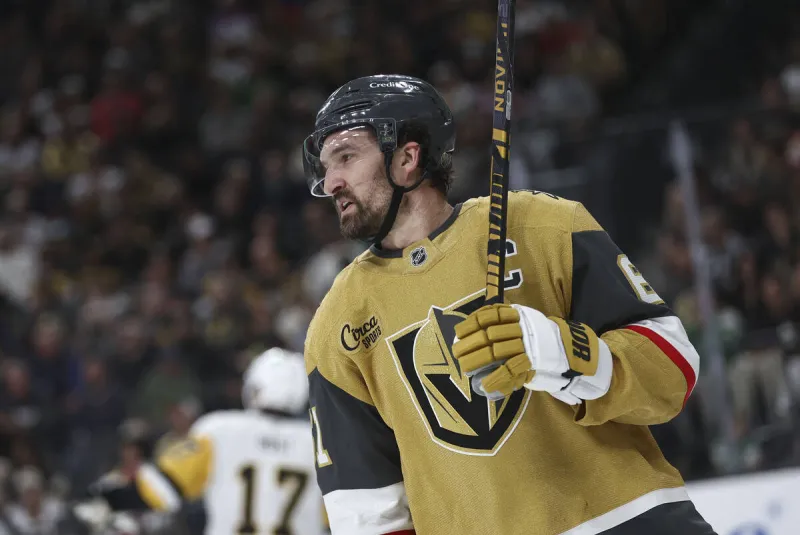Golden Knights sign captain Stone to 2-year extension