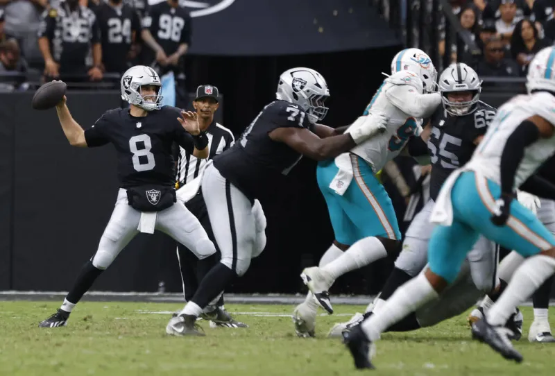 Kirk Cousins plays 'winning football,' throws 300th TD in Raiders debut