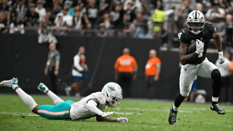 Kirk Cousins hits 301 career TD passes as Raiders open the season with a 27-13 win