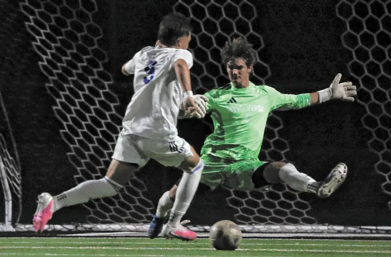 No. 6 Palo Verde edges No. 10 Sierra Vista in 5A boys soccer - PHOTOS