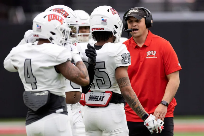UNLV linebackers strive to get better amid 1-2 start to season