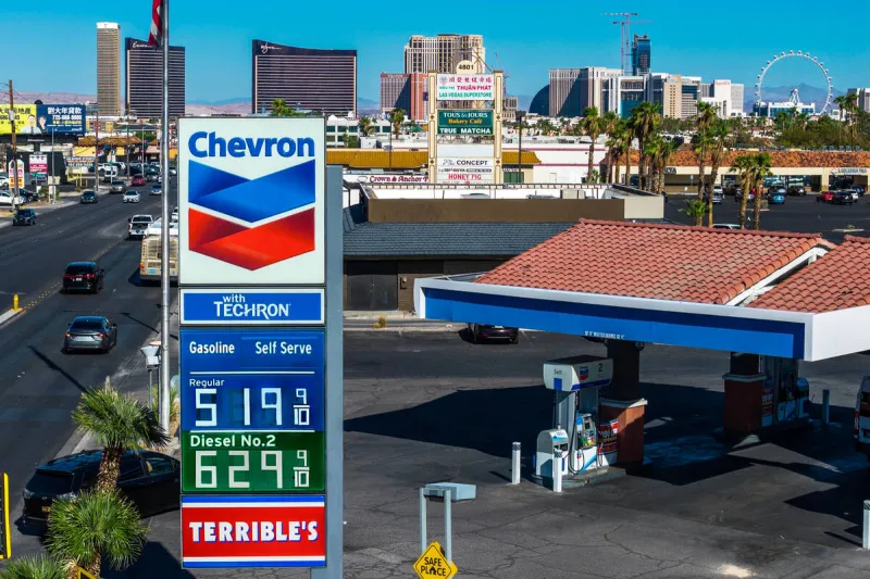Las Vegas Valley gas prices up 17 cents in a week, diesel at record in Nevada