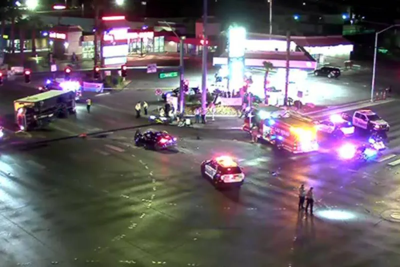 Southwest Las Vegas Valley crash results in semi truck rollover, police say
