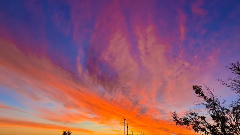 Partly to mostly cloudy skies continue Monday, with Reno near 83 and light winds