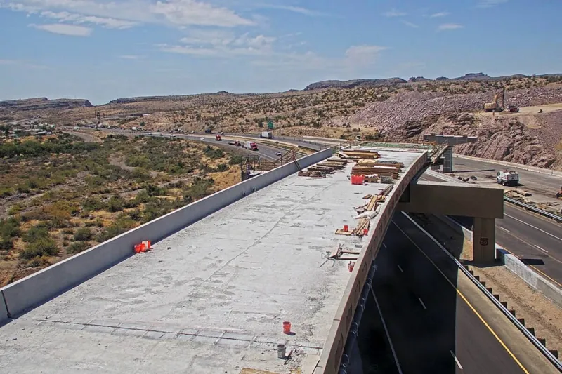 Important Las Vegas-to-Phoenix interchange now 80% complete