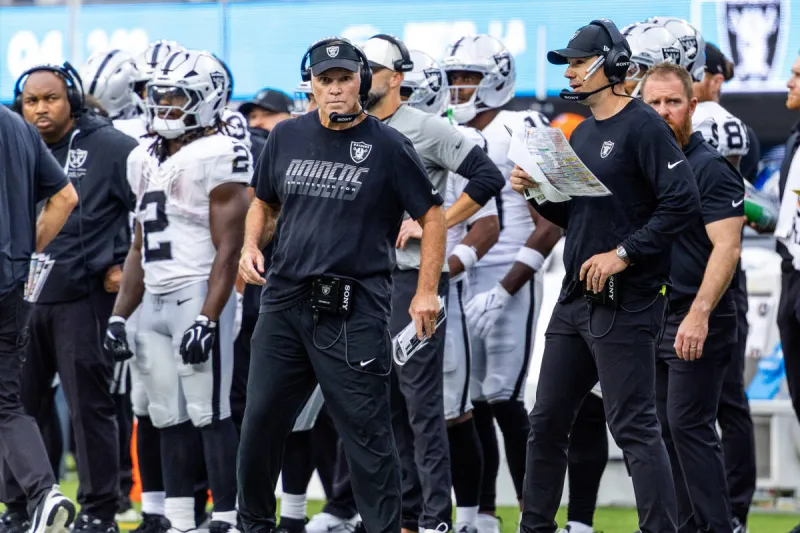 Raiders rewind: How Las Vegas was able to overcome mistakes for road win