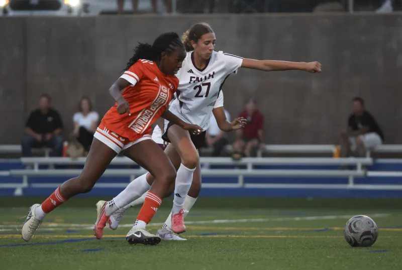 Sophomore leads 5A girls soccer in scoring for undefeated No. 1 Bishop Gorman