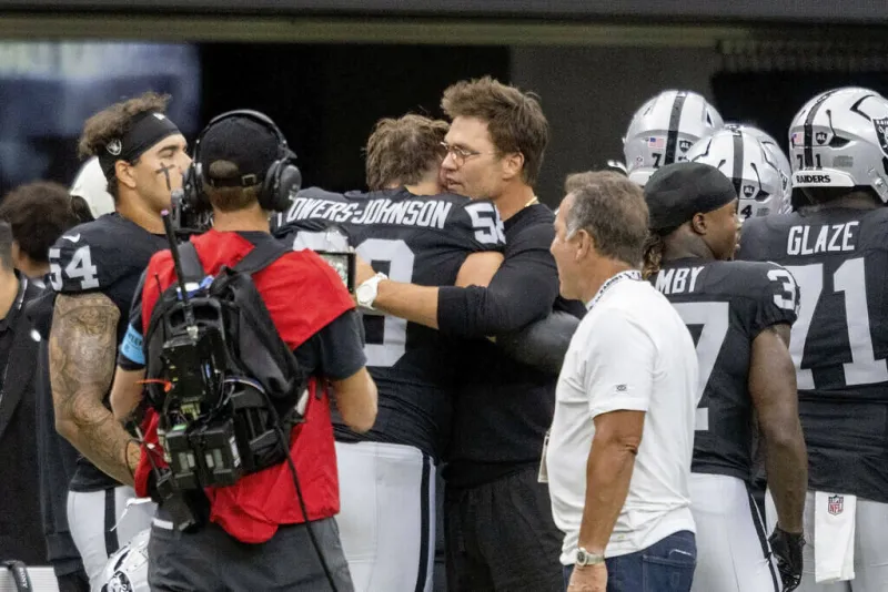 'Undefeated is undefeated': Tom Brady defends ranking Raiders in his top 10
