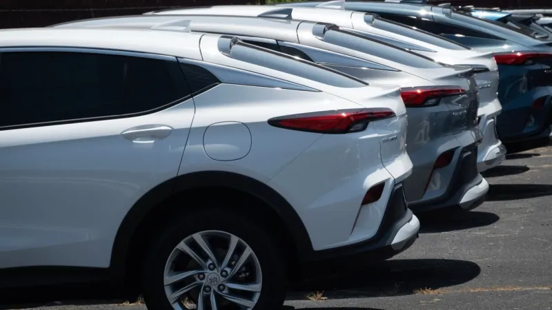 VOTE: Would you report a car you believe has expired registration or no plate?